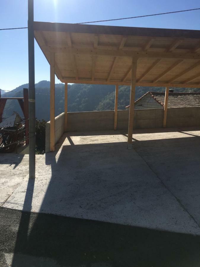 La Casa Di Zoe Διαμέρισμα Uscio Εξωτερικό φωτογραφία